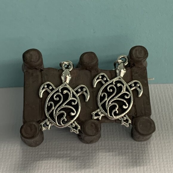 Turtle Earring, Celtic Earring, Boho Earring, Gift, Turtle Jewelry, Nautical - Picture 2 of 6